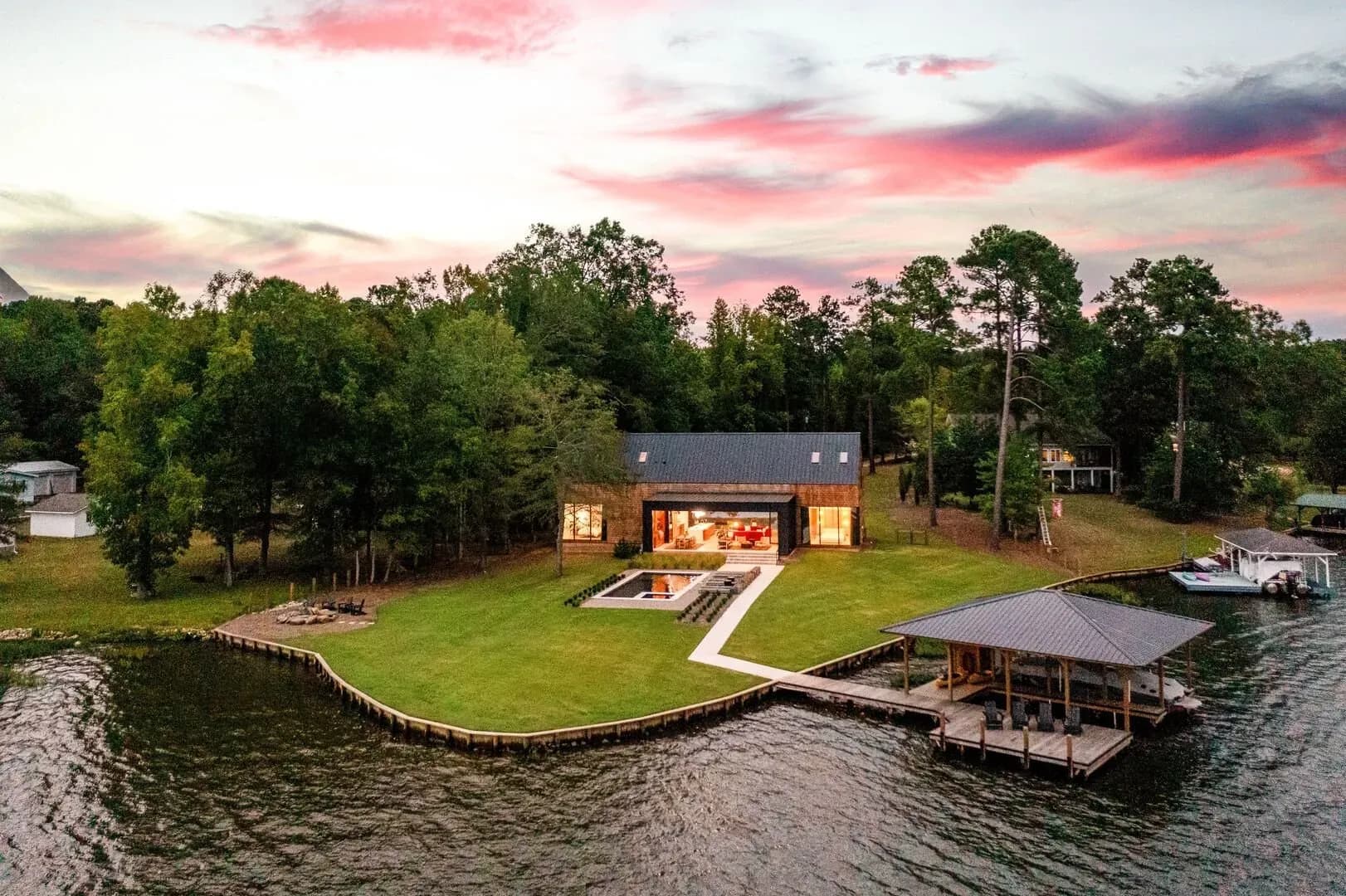 Aerial of Vayhaus Lake Sinclair
