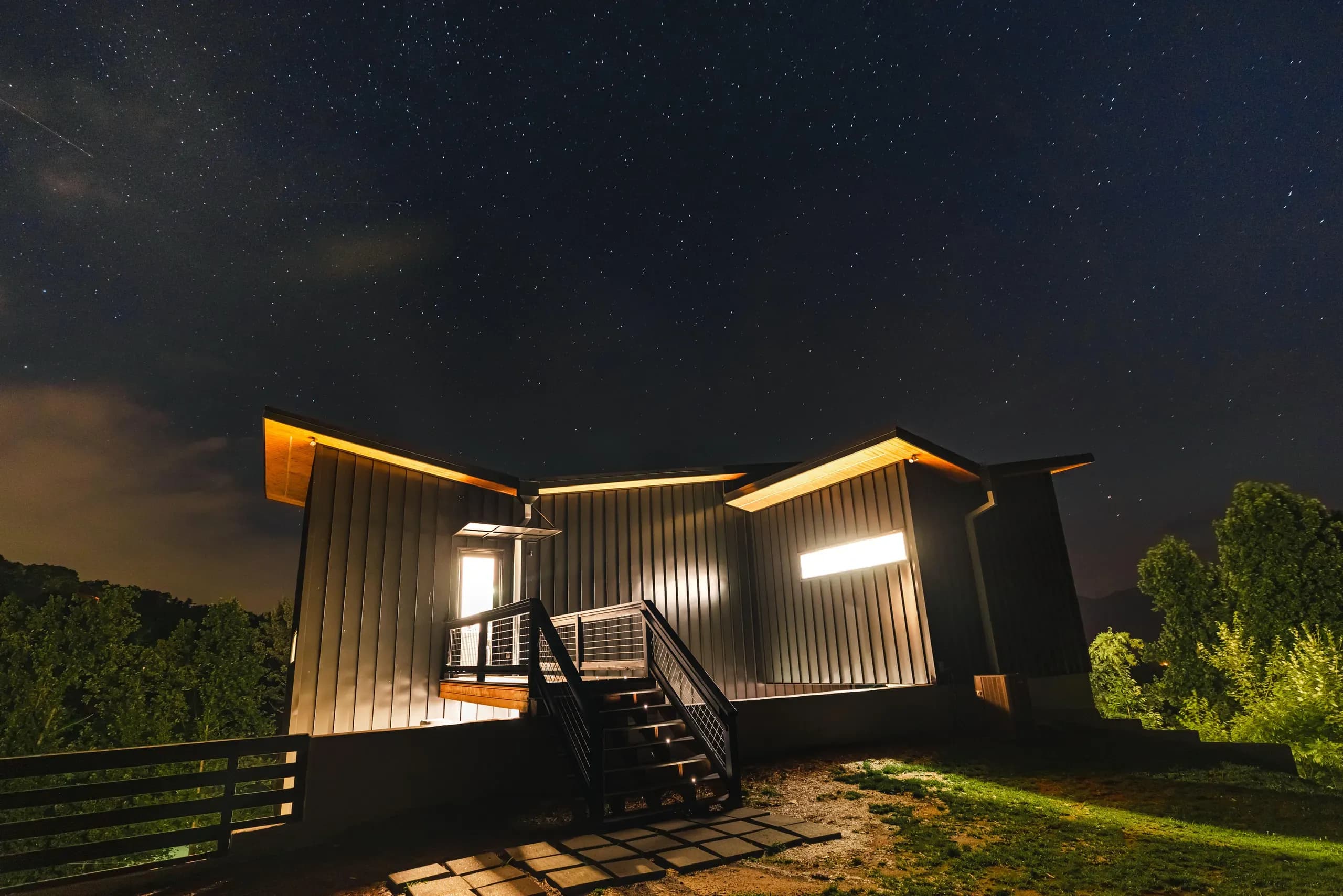 Night view of Vayhaus Gatlinburg